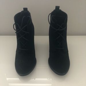 Black booties size 9 from call it spring